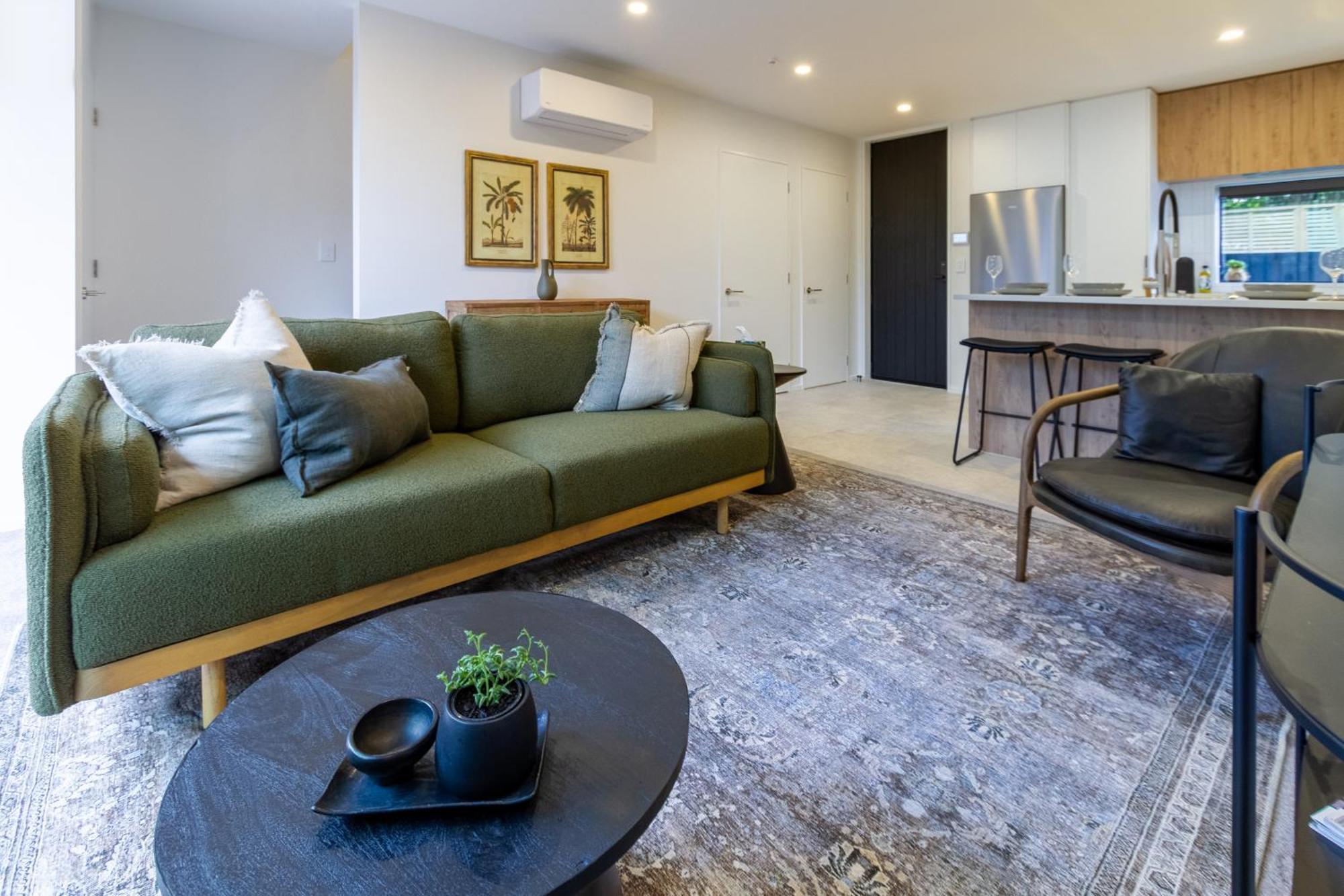 Merivale Gem: 2Br Townhouse Oasis ไครสต์เชิร์ช ภายนอก รูปภาพ