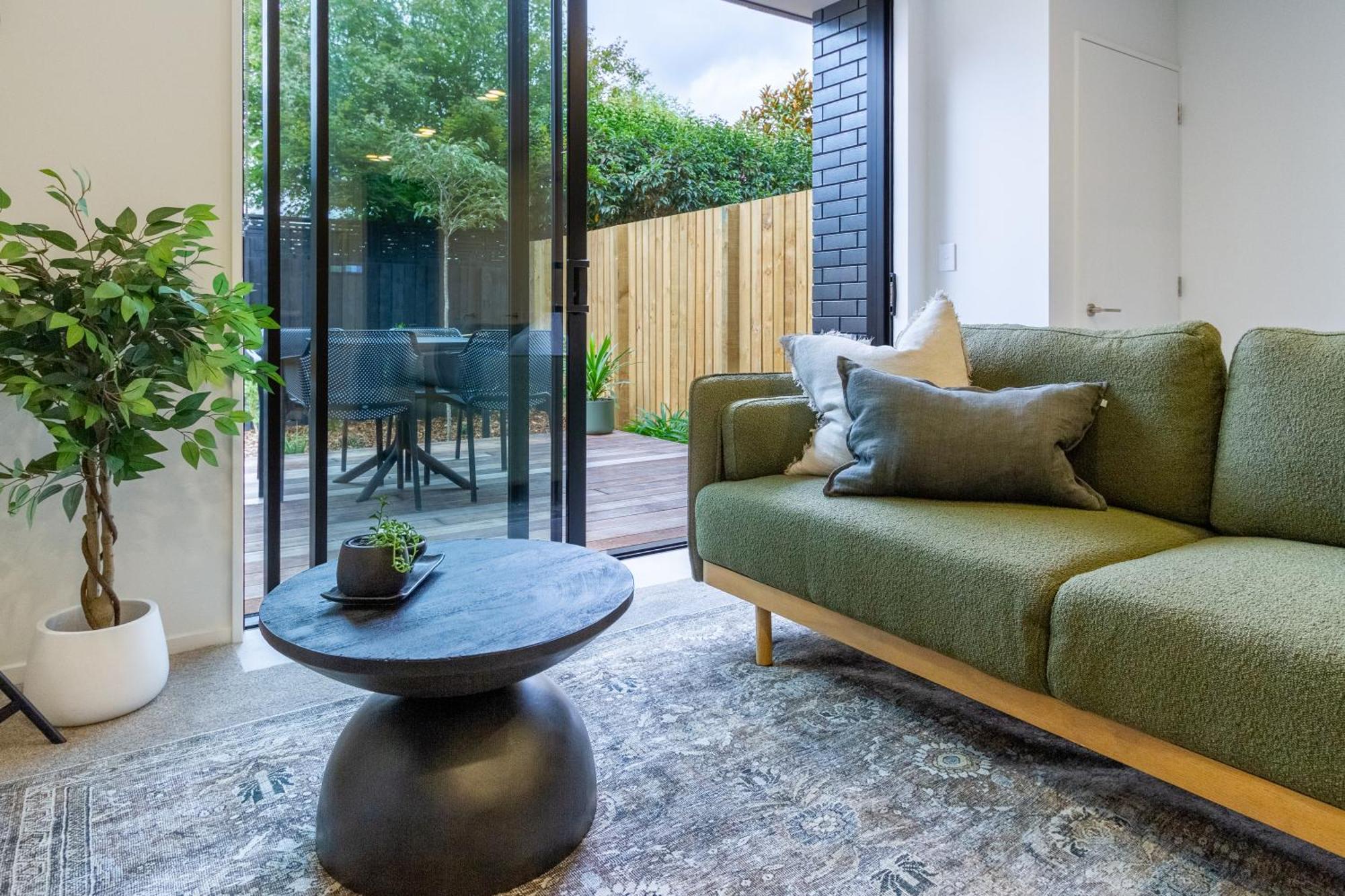 Merivale Gem: 2Br Townhouse Oasis ไครสต์เชิร์ช ภายนอก รูปภาพ
